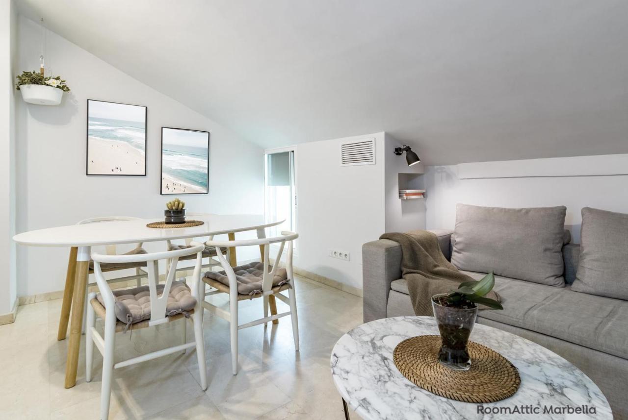 Atico Romantico En Corazón De / Roomattic * Marbella